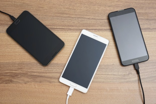Free Phone Charging May Lure Shoppers Back To Stores