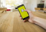 Snap Slumps On Sales, User Misses