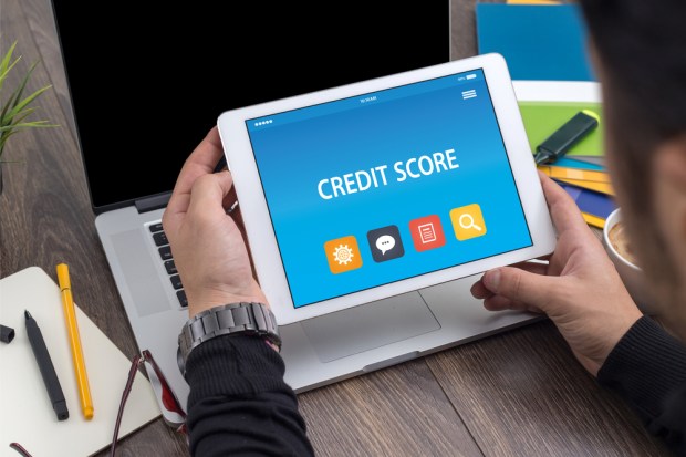 VantageScore Takes Issue With WSJ Story On Credit Scoring Sector