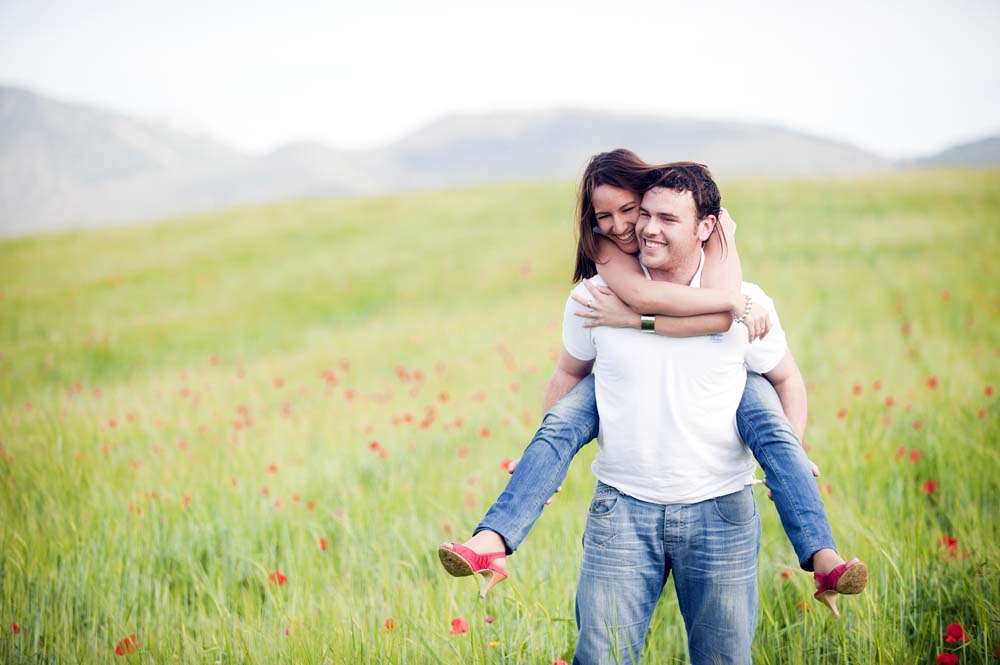 Hero Boyfriend, The App That Always Remembers To Send Flowers