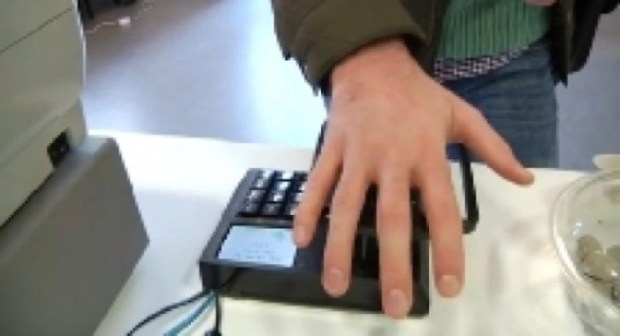 Keyo Lets Shoppers Pay With Their Palms