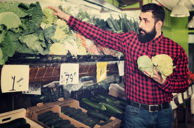 Grocery Tracker: Weis Markets Up In Q4