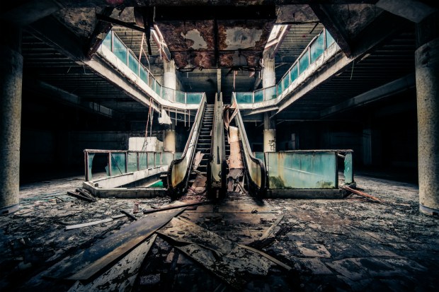 Investors Betting On The End Of Malls