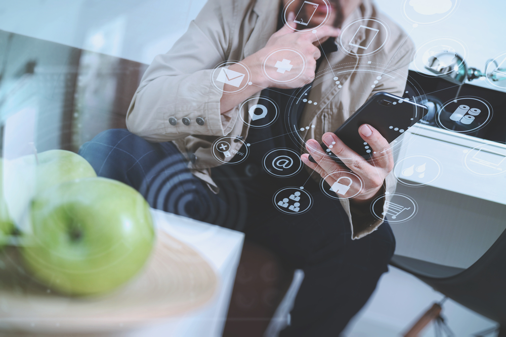Five At Five: Apple Pay Joins eBay Ecosystem