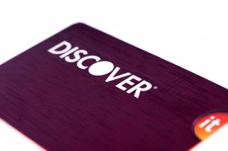 Discover Books Q1 Profit Gain, Touts Checking Product