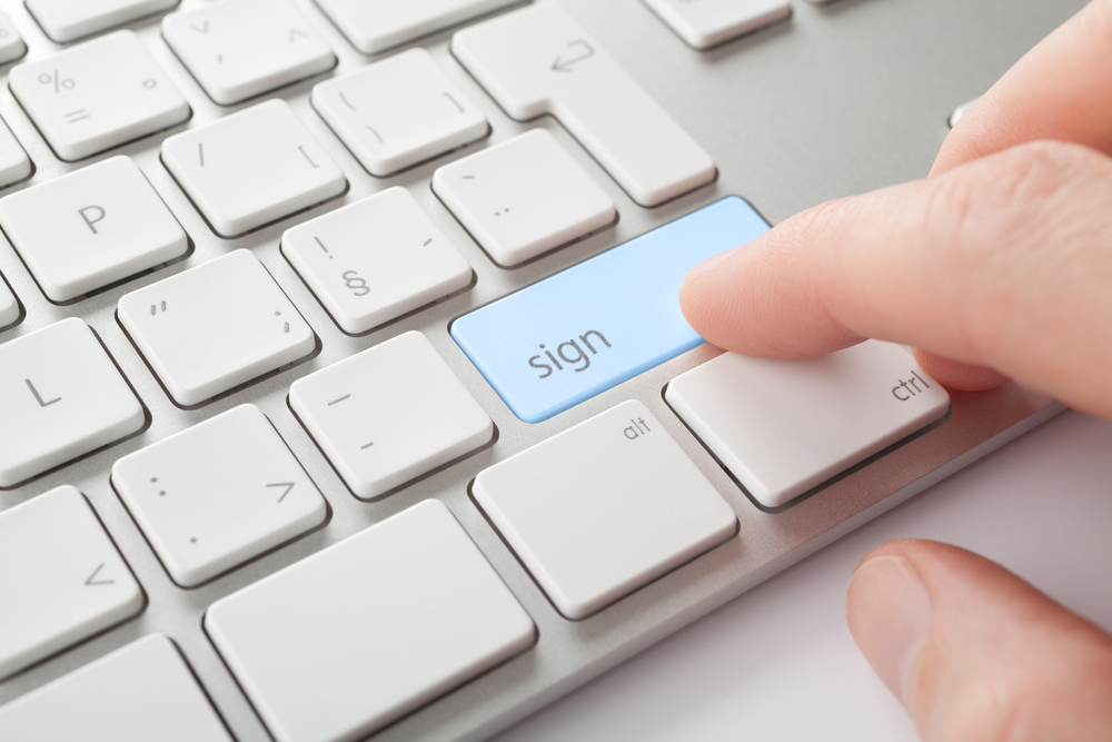 Zoho Debuts Digital Signature App For Corporates
