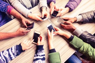 New, Pricier Smartphones Deter Potential Consumers