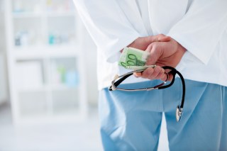 Amazon In Talks To Acquire India’s MedPlus