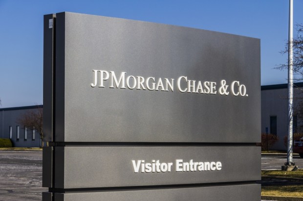 JPMorgan Ends Instant Debit Cards At Branches Service