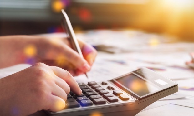 Corporate Bond Sales Speed Past $1 Trillion