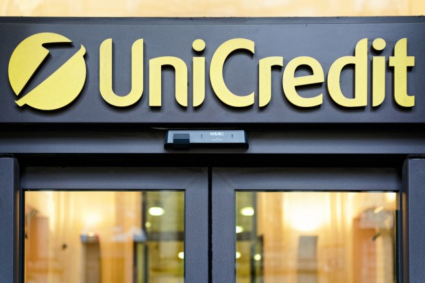 UniCredit Interested In Buying Commerzbank AG
