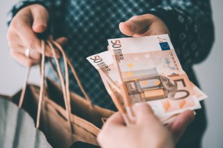 When It Comes To Payments, EU Consumers Would Rather Pick Cash