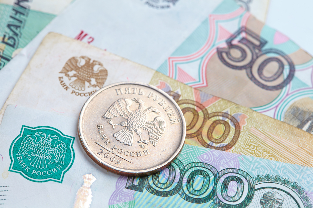 Bank Bailouts Haven’t Spooked Russian Corporates From Staying Local