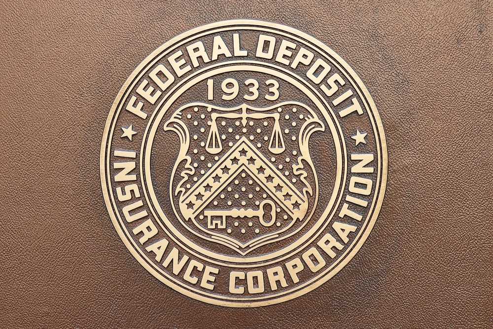 FDIC Chief Warns Over Relaxed Banking Regs