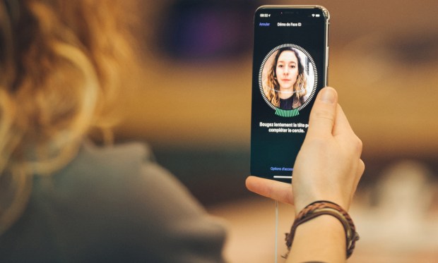Apple’s Face ID Hacked By Vietnamese Researchers