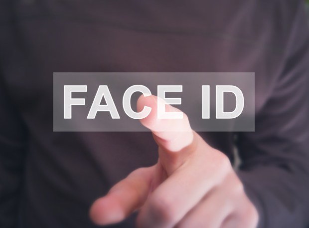 Senators Urge Halt On Airport Face ID Program