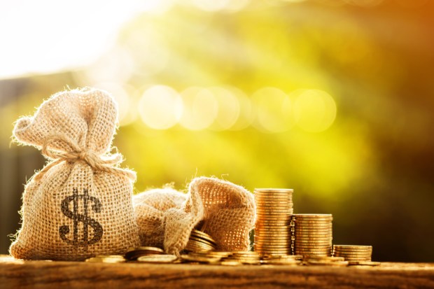 Subprime Lending Power Player Victory Park Expands Overseas