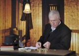 Data Dive Christmas Carol Edition: Bills, Bitcoin And Banks