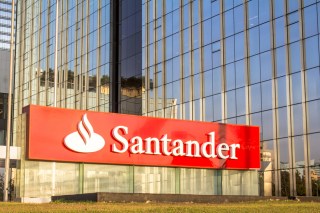 Santander Enhances Cash Management Services With Treasury Link