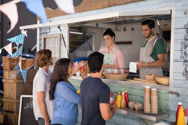 TRENDING: How mPOS Keeps Food Trucks, Truckin’