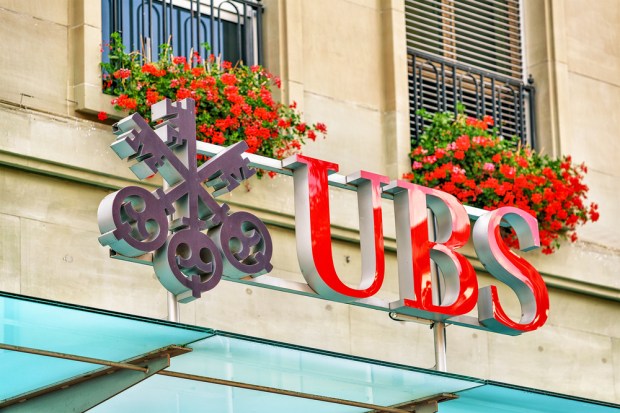 UBS Deploys Predictive AI To Improve Expense Management
