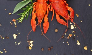 For Cross-Border Receivables, Lobster Wholesalers Tighten Claws
