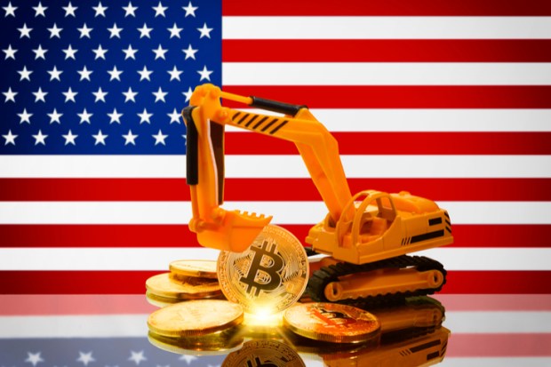 Plattsburgh Temporarily Halts Bitcoin Mining As It Raises Electricity Costs