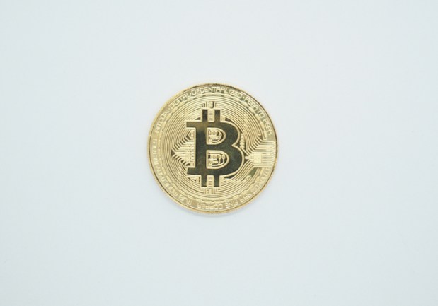 Bitcoin Daily: Coinbase Bug Gives Out Free Ether, Jack Dorsey Sees Bitcoin As World’s ‘Single Currency’