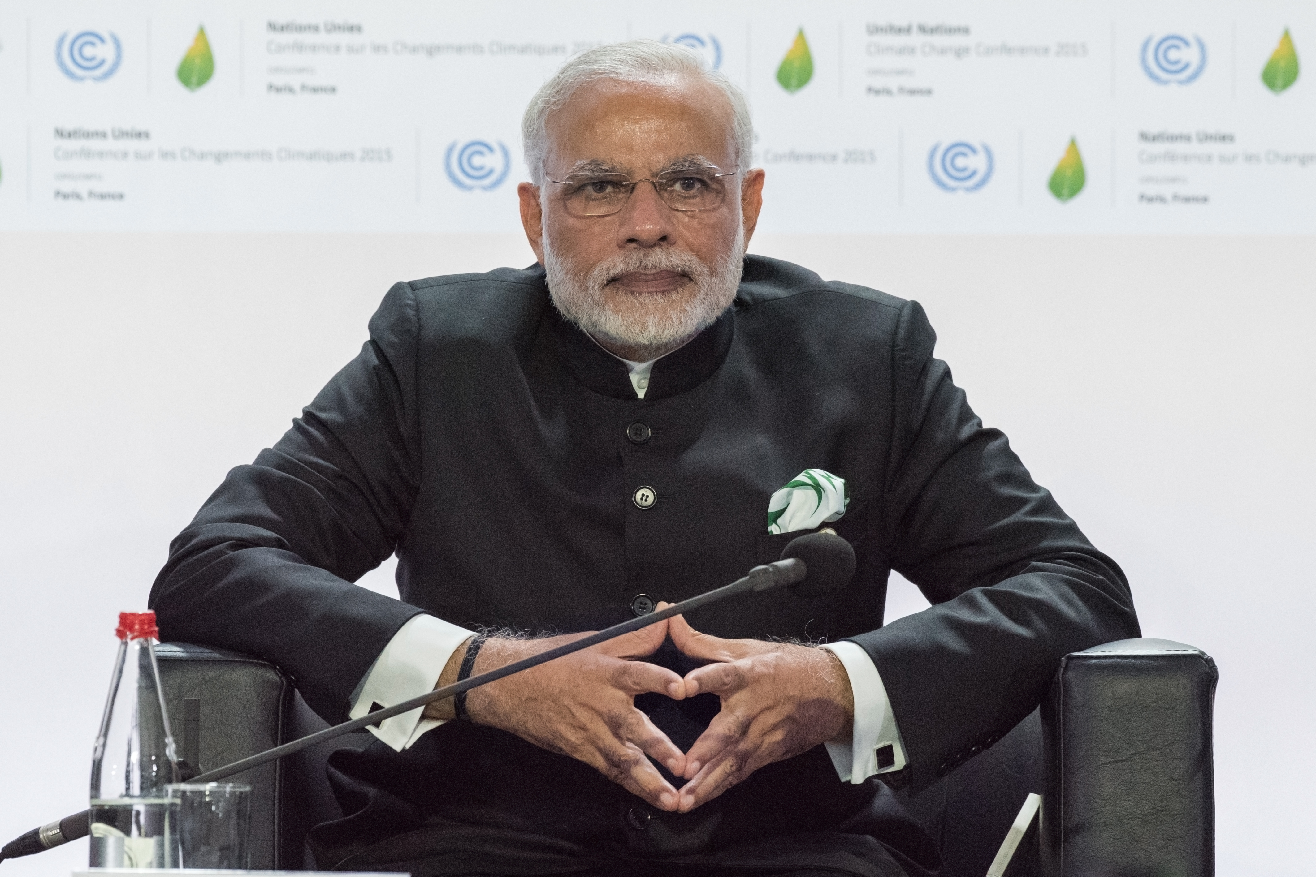 Indian PM Modi Criticized Over Photo With Alleged Fraudster
