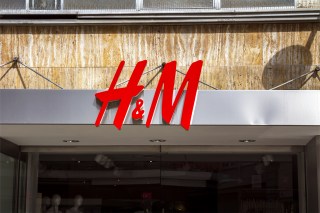 H&M Strives To Unload Excess Inventory