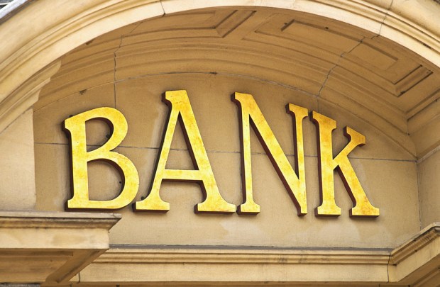 Congress Passes Bill To Ease Regs On Small Banks