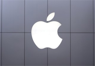 Trump Tariffs Threaten Apple US Price Increases