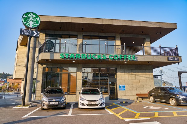 Starbucks Brings Mobile Coffee Ordering Through Bixby To South Korea
