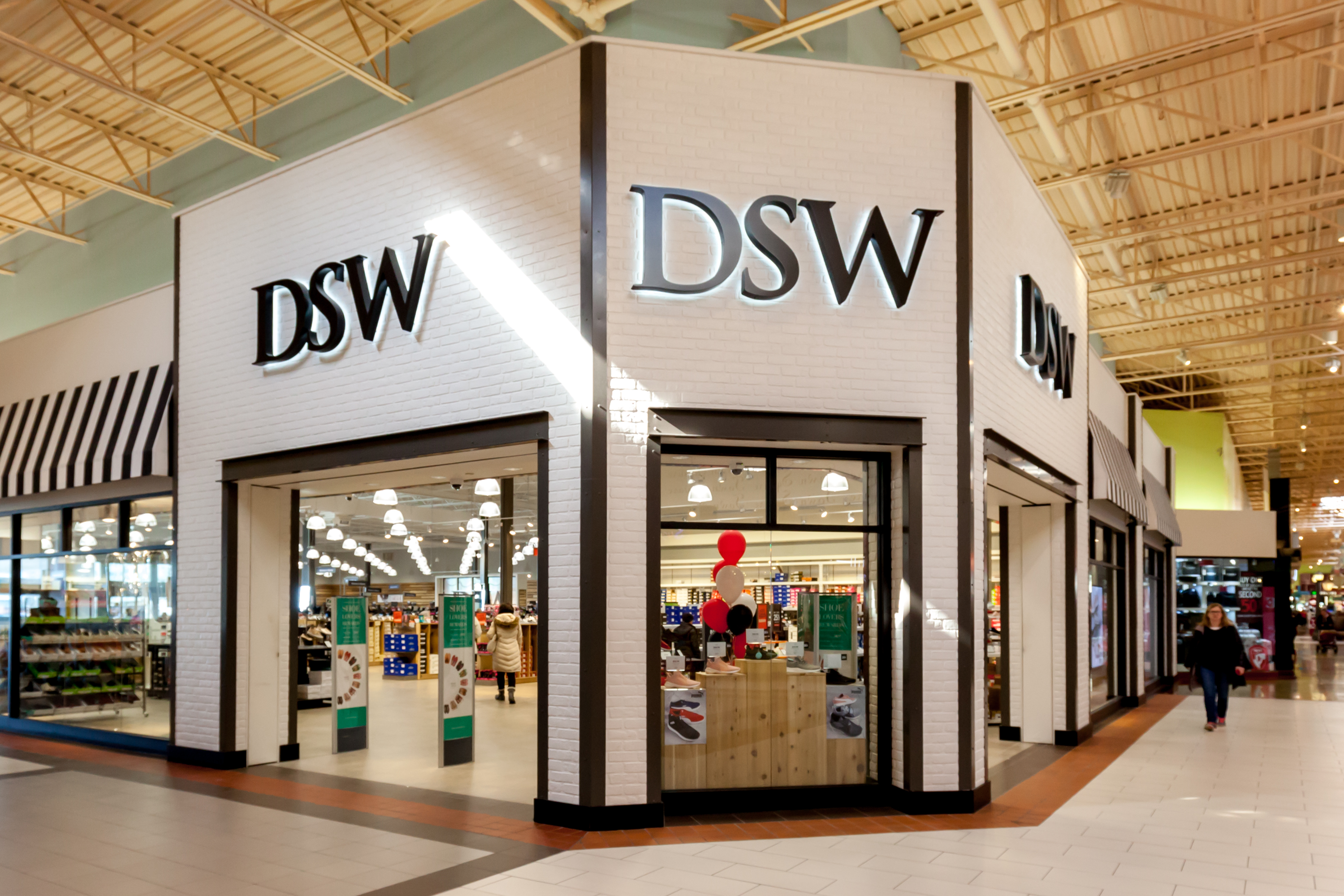 DSW Revamps Layout, Offerings To Fight 
