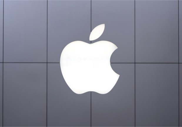 Apple Surpasses $1 Trillion In Market Cap