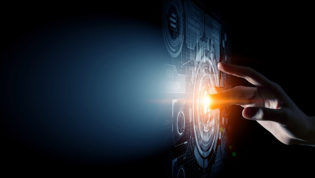 Small Businesses Hear Contradictory Message On Tech﻿