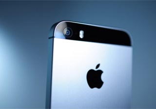 Apple’s Trillion-Dollar Market Cap Sizzle