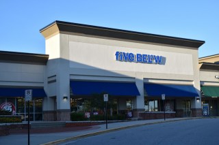Bringing Deep Discounting To One Of America’s Most Expensive Streets