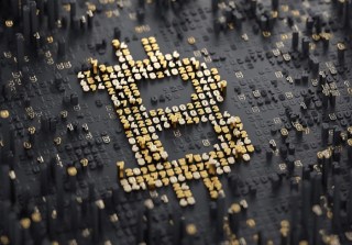 Bitcoin Daily: Steve Bannon Creates A Cryptocurrency, Hedge Fund Founder Pans Bitcoin