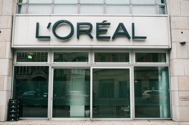 Facebook, L’Oreal Utilize AR For Makeup Tests