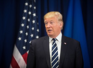 Dems Investigate White House On Amazon, USPS Interference