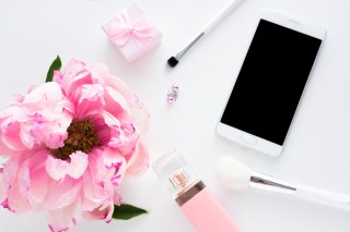 Bitcoin Daily: Beauty App Embraces Crypto Rewards; Associated British Ports Explores Blockchain