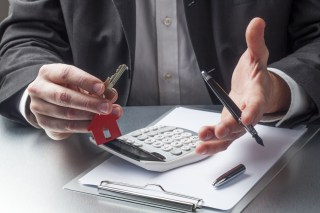 When Billionaires Break Bad: Living Large Through Outsized Accounting Scams