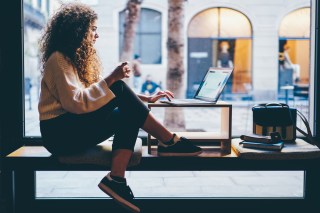 What Retail Can Teach Banking About Consumers’ Digital Journeys