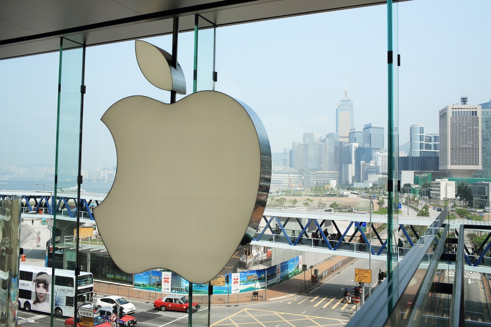 Apple Still Leads Microsoft In Market Cap By $26B