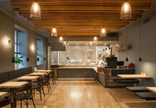 Today’s Gig Worker Special: Restaurants As Co-working Spaces