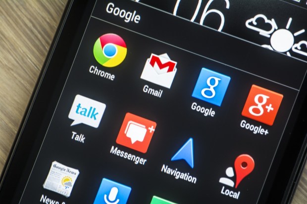 Google To Charge Hardware Companies To Use Its Apps To Comply With EU