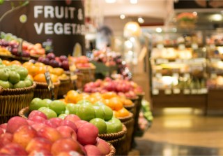 Cashierless Stores Take Seattle Grocery Cues To Asia