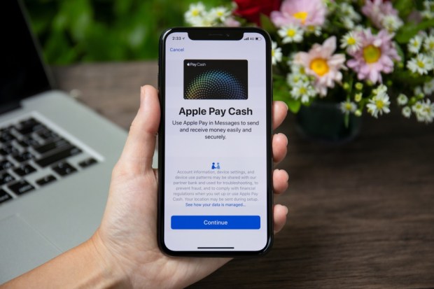 Credit Suisse, UBS Accused Of Blocking Apple Pay, Samsung Pay