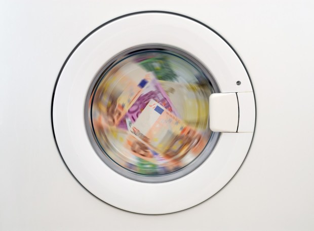 Money Laundering? Dutch Police Find $400K In Washing Machine